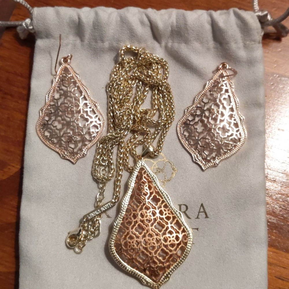 Kendra Scott Aiden Filigree Necklace